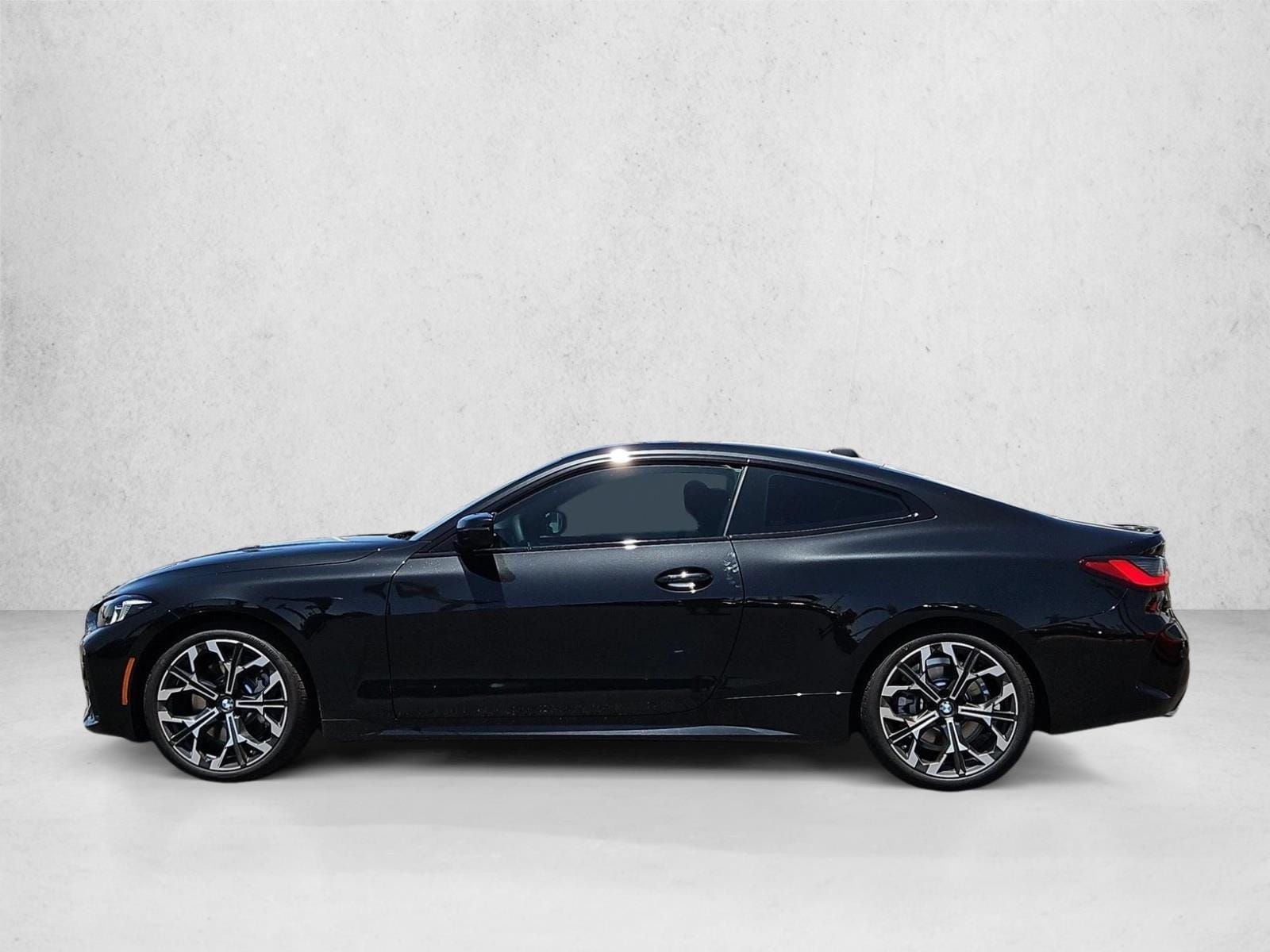 2026 BMW 4 Series 430i - Photo 5
