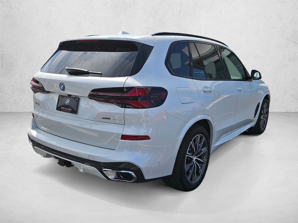 New 2026 BMW X5 PHEV xDrive50e SUV