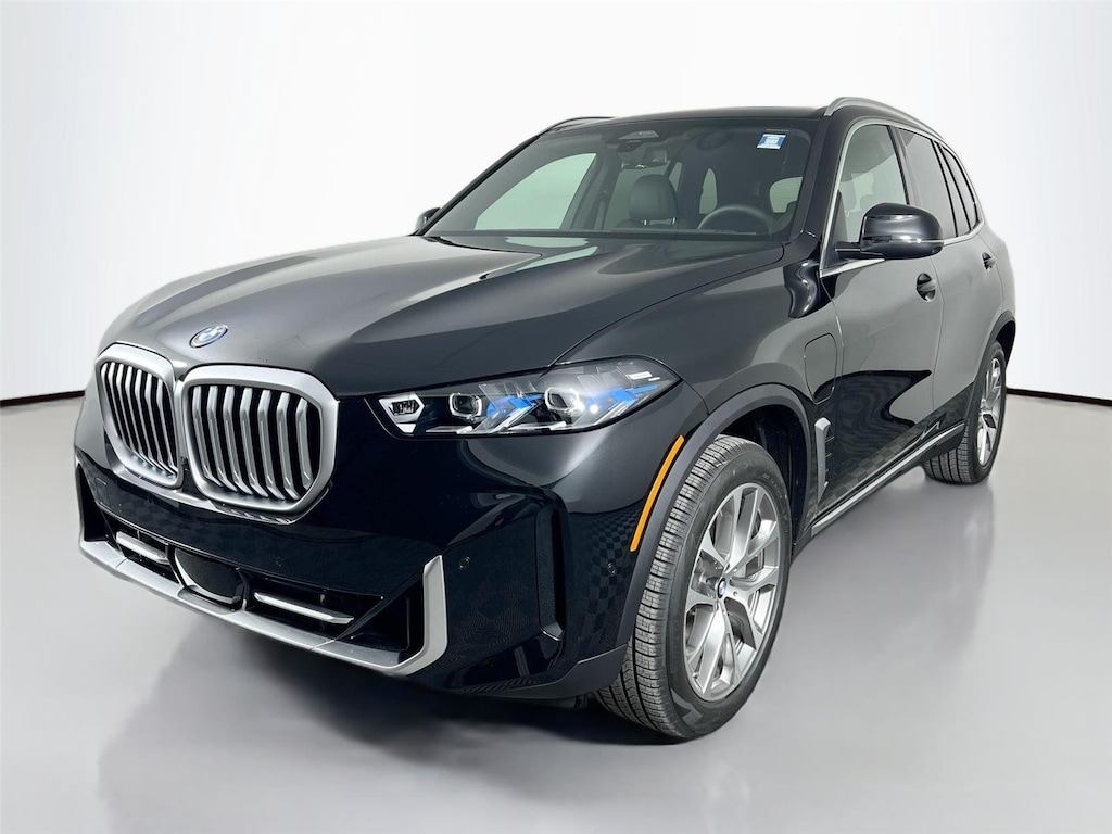 New 2026 BMW X5 xDrive50e Sports Activity Vehicle