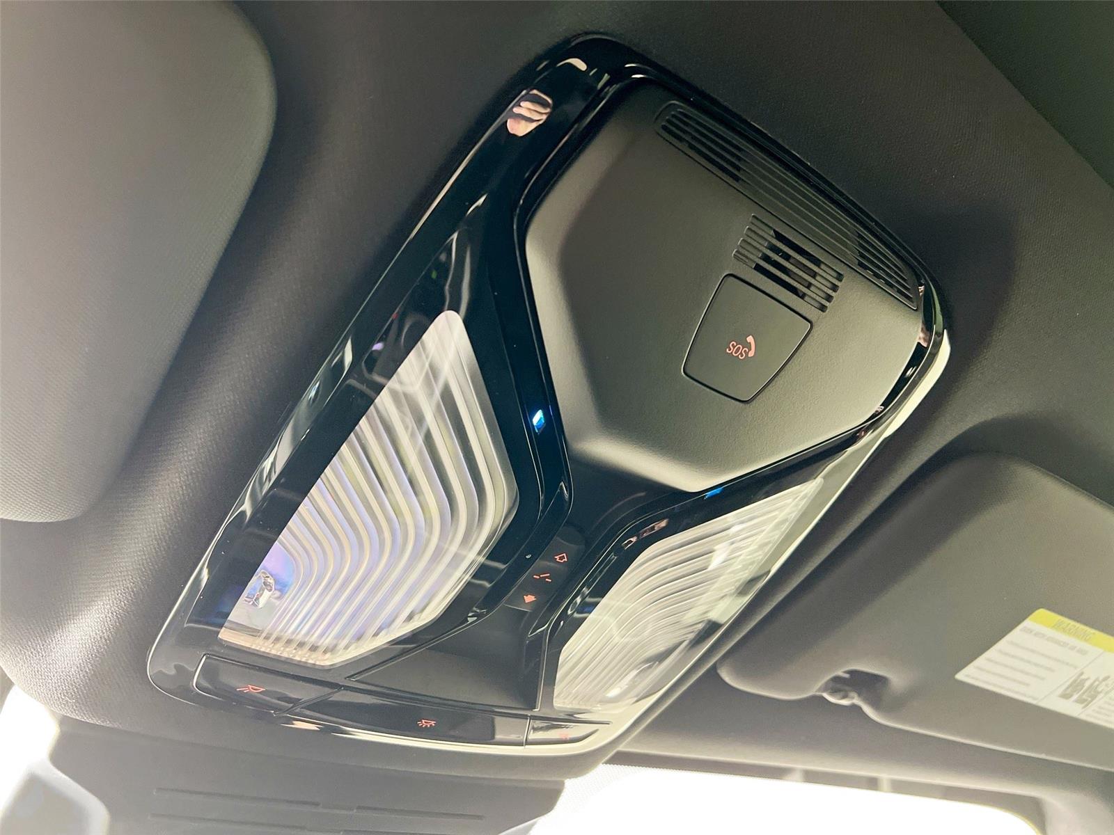 2026 BMW X5 50e - Photo 13