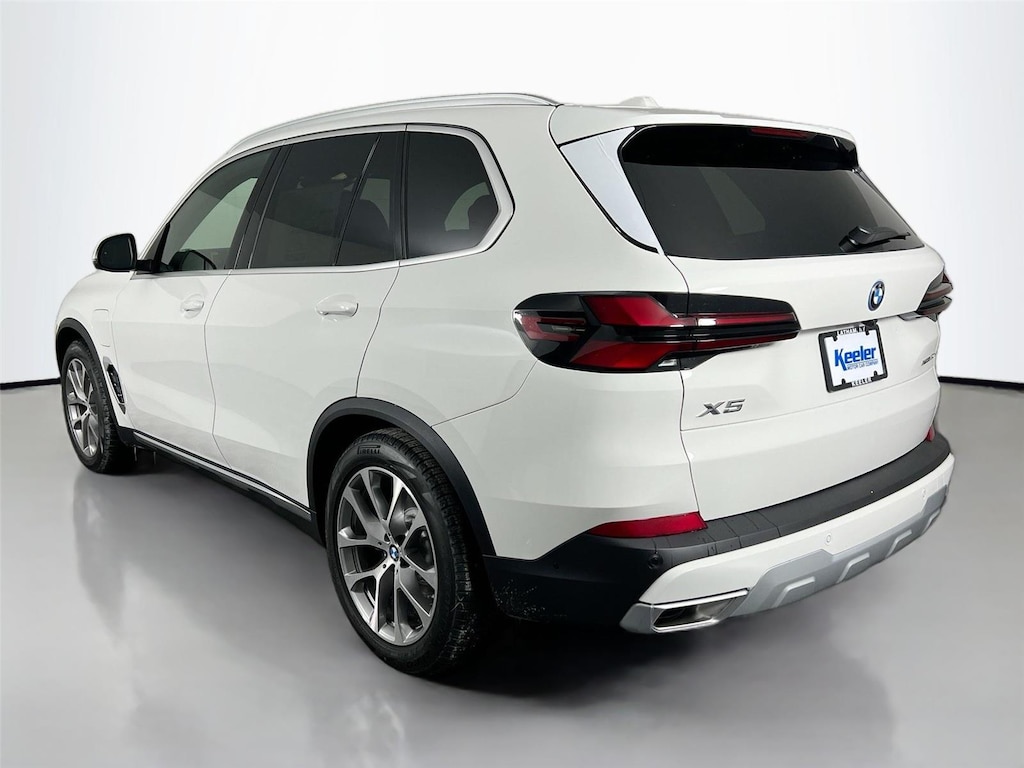 New 2026 BMW X5 xDrive50e Sports Activity Vehicle