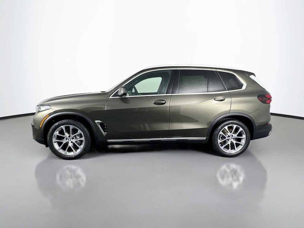 New 2026 BMW X5 M xDrive40i SUV
