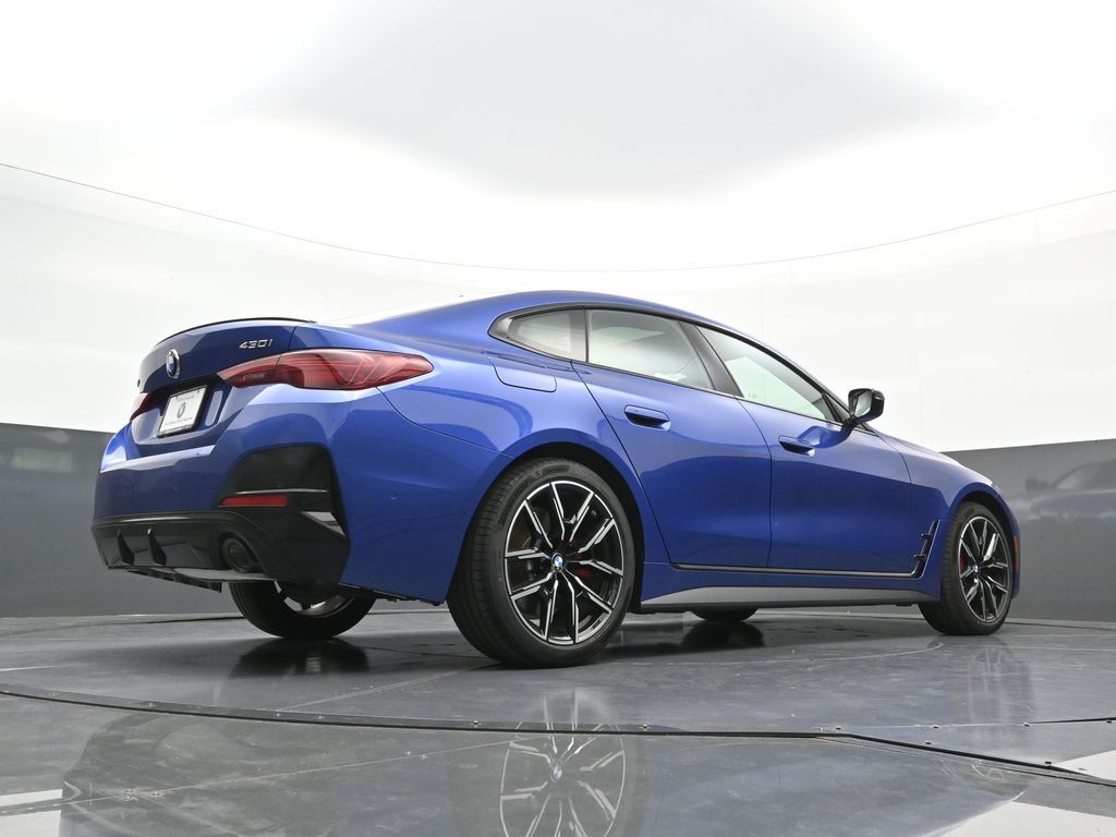 2026 BMW 4 Series 430i - Photo 28