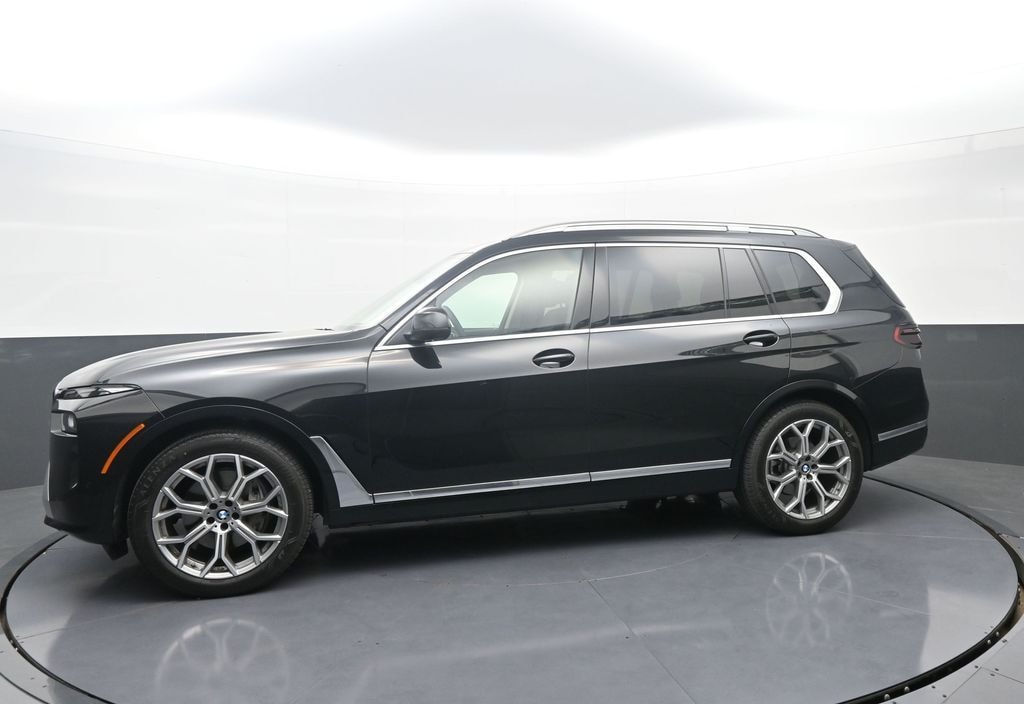 New 2026 BMW X7 xDrive40i SUV