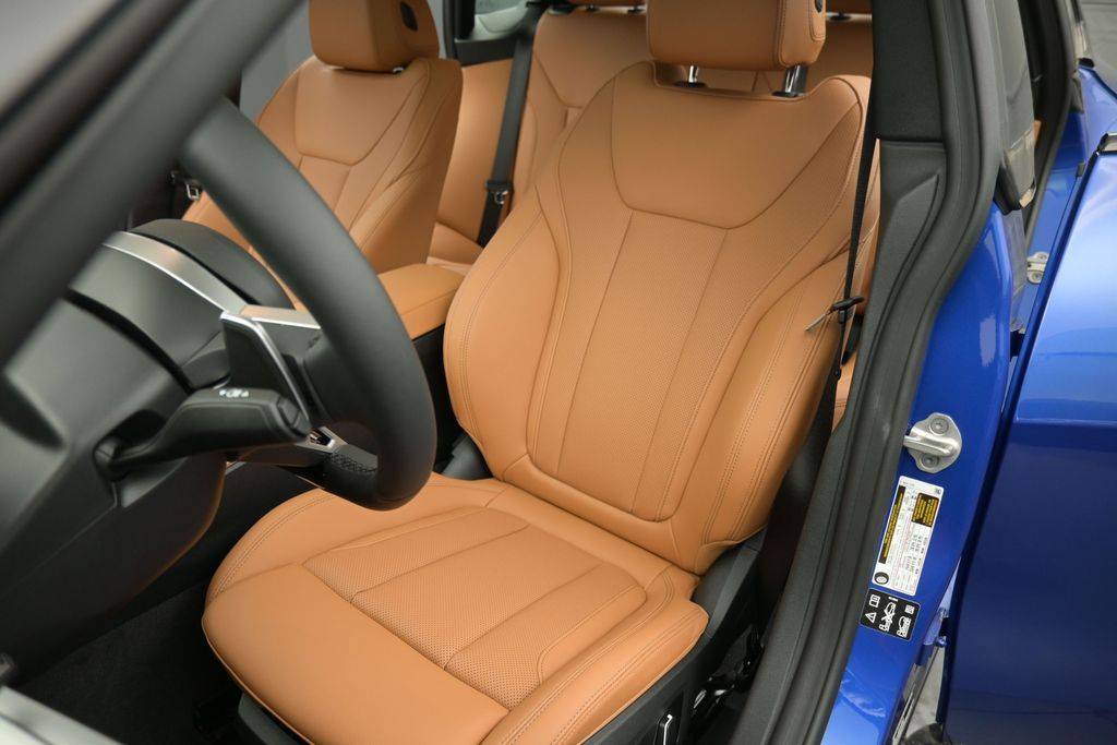 2026 BMW 4 Series 430i - Photo 11