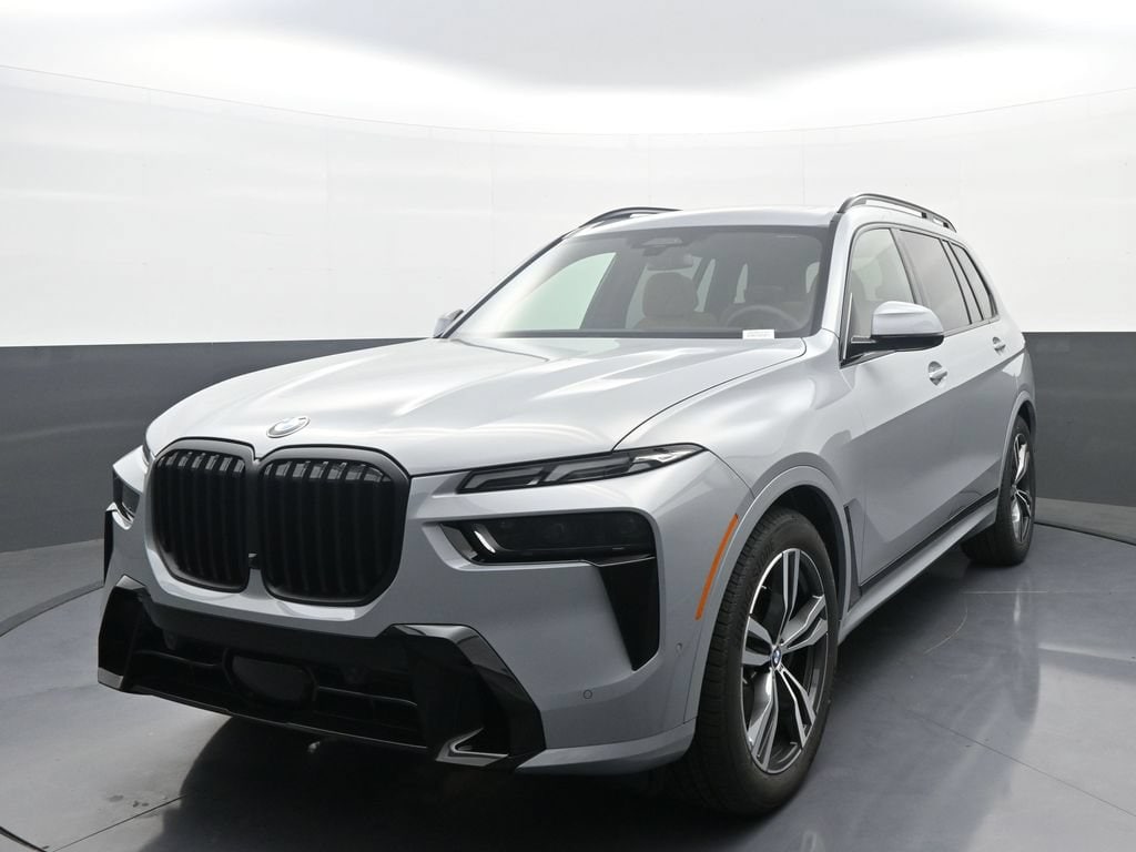 2027 BMW X7