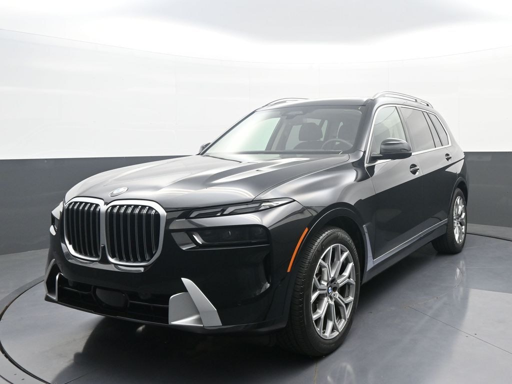 New 2026 BMW X7 xDrive40i SUV