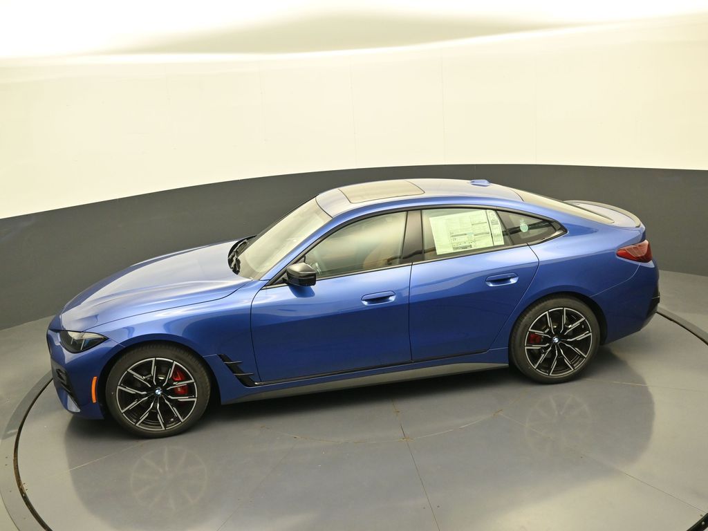 2026 BMW 4 Series 430i - Photo 32