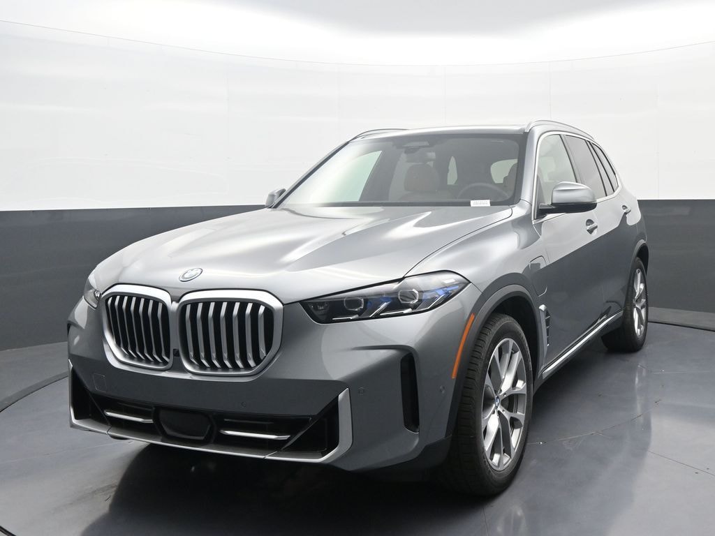 New 2026 BMW X5 xDrive50e SUV