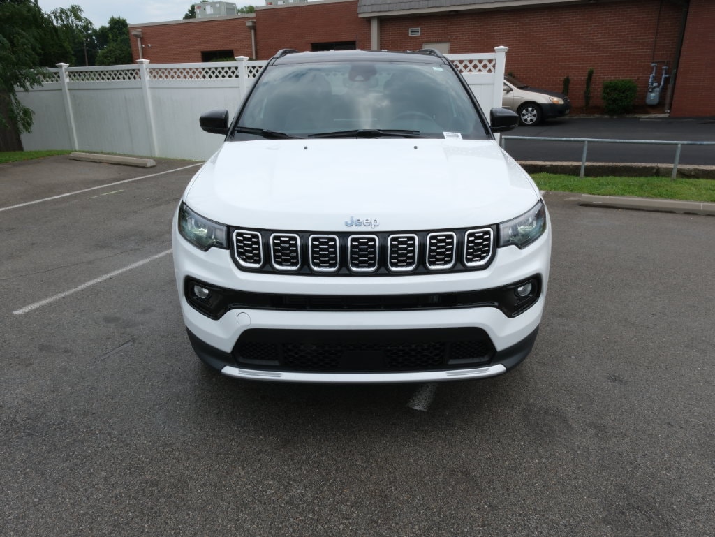 2025 Jeep Compass Limited - Photo 12