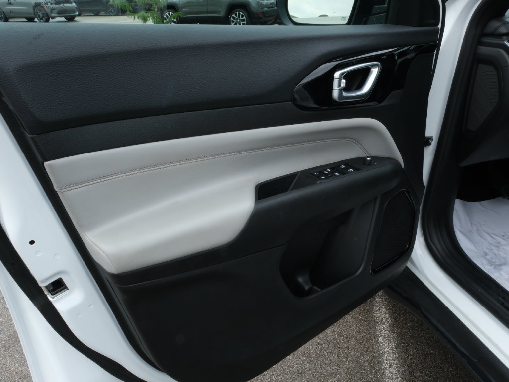 2025 Jeep Compass Limited - Photo 15
