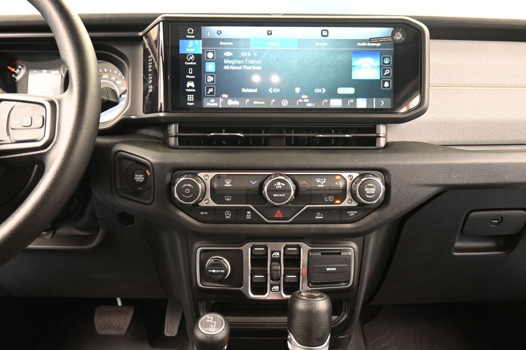 2026 Jeep Wrangler 4-Door Sport - Photo 13