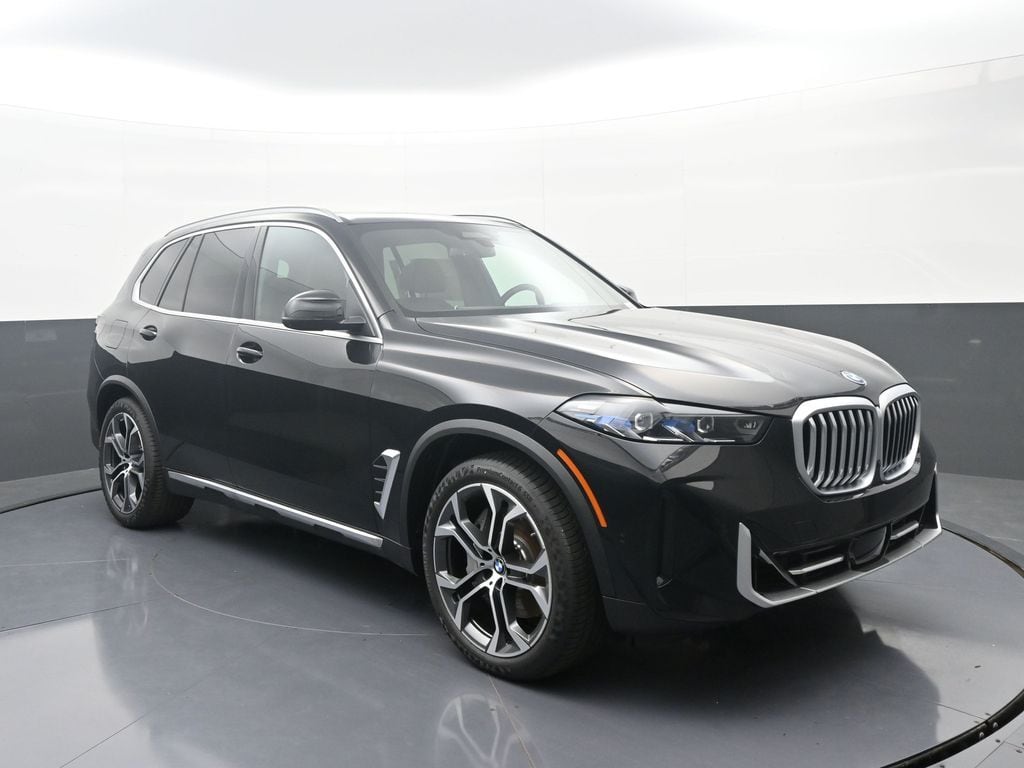New 2026 BMW X5 xDrive50e SUV