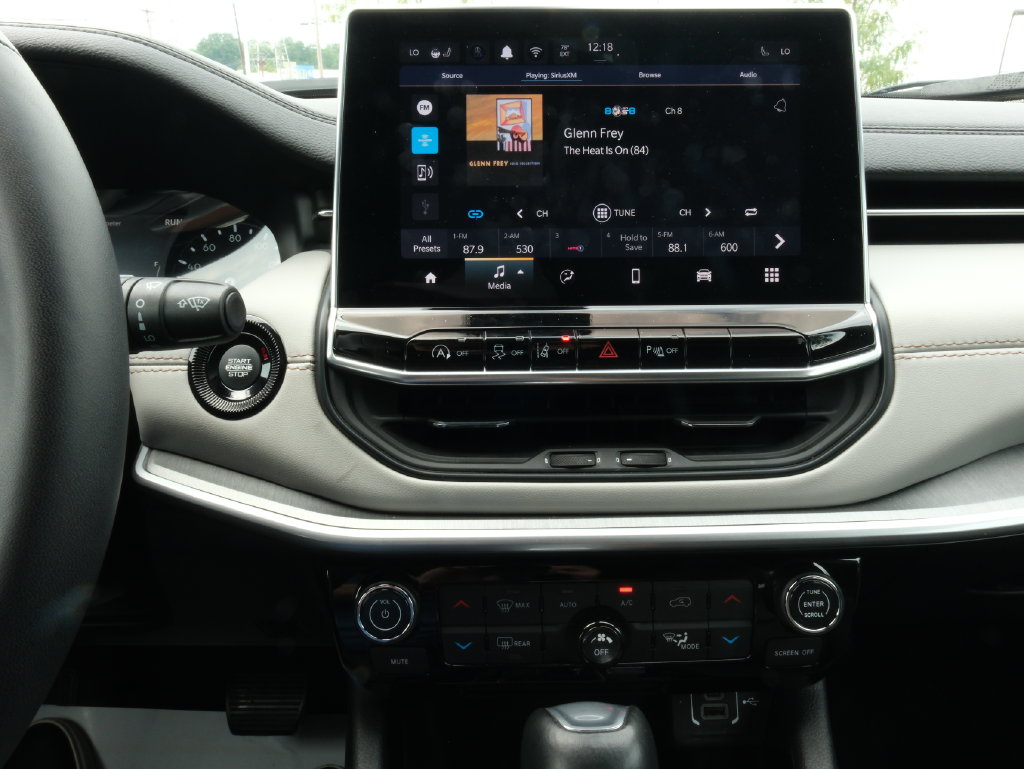 2025 Jeep Compass Limited - Photo 18