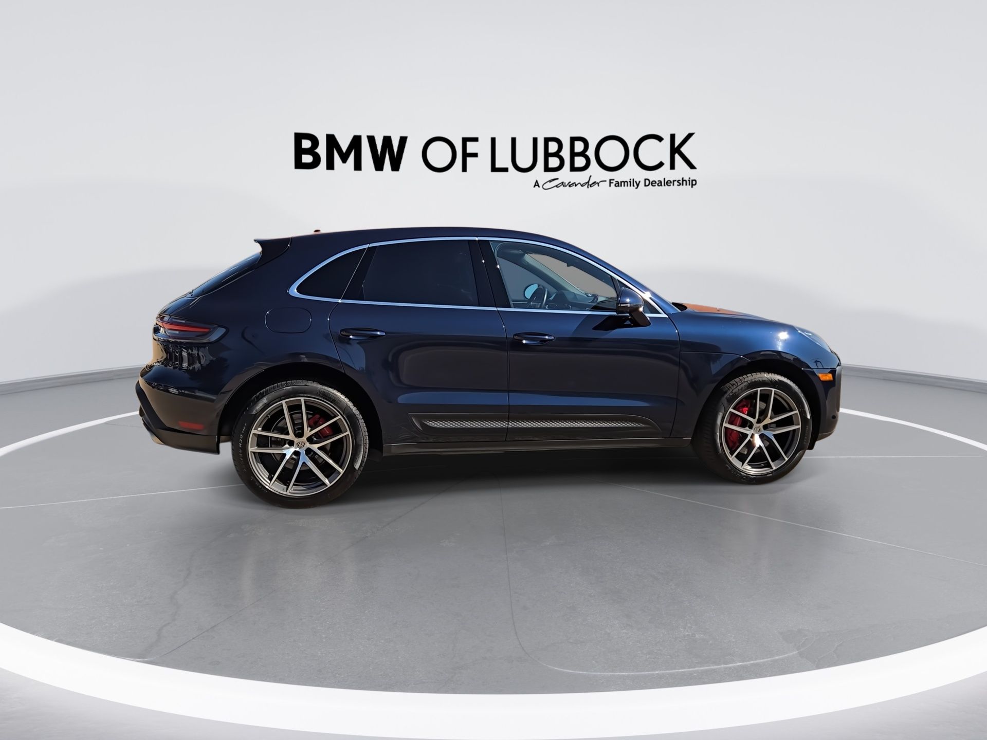 2023 Porsche Macan S - Photo 9