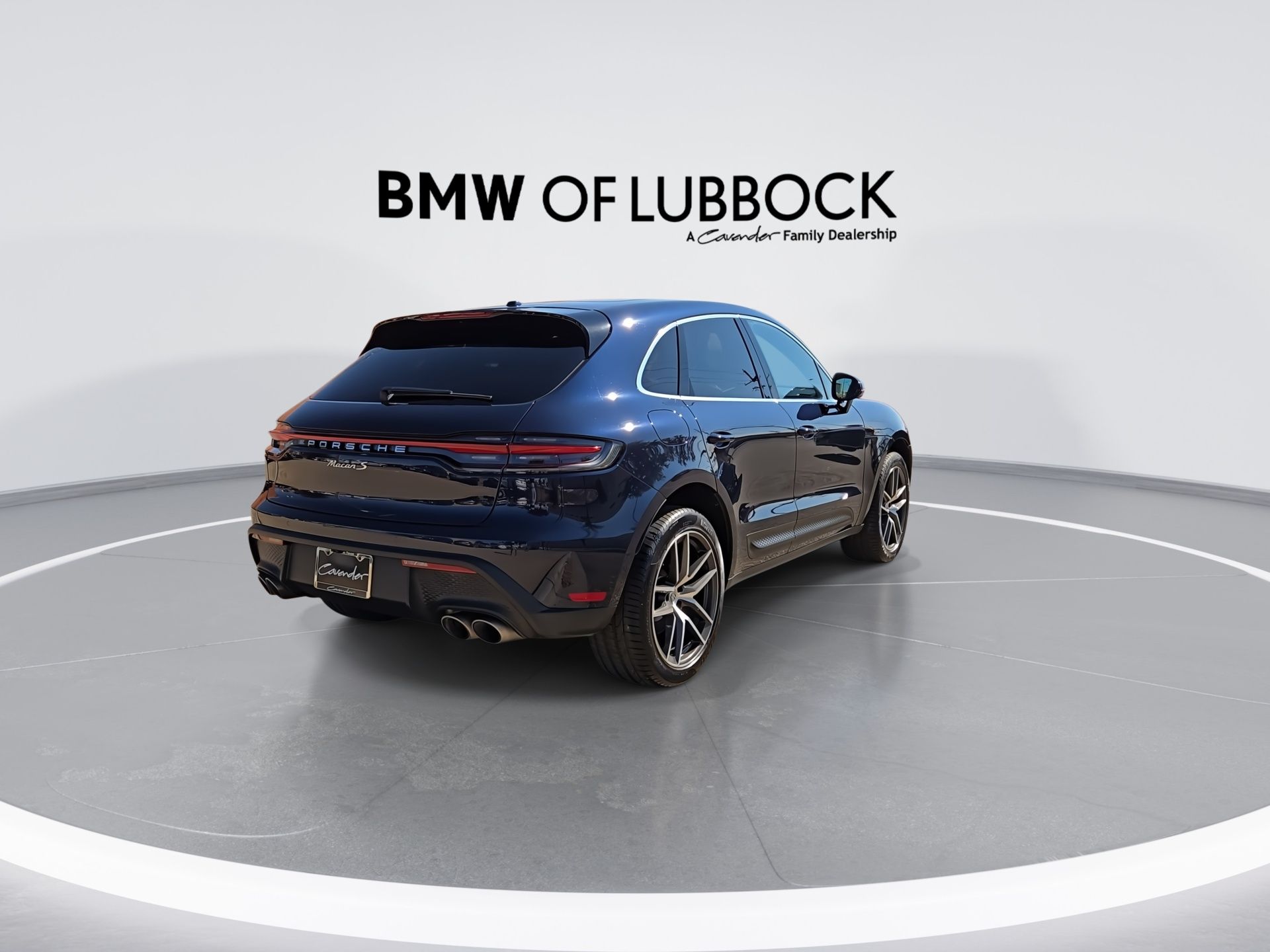 2023 Porsche Macan S - Photo 8