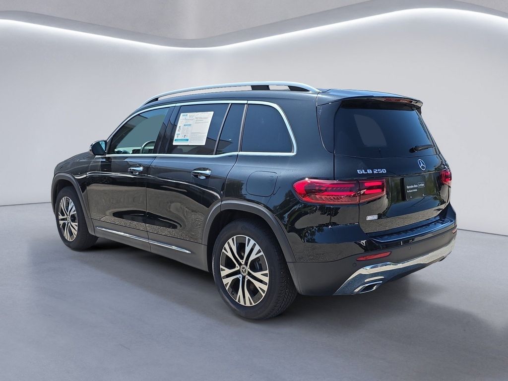 2025 Mercedes-Benz GLB Base - Photo 5