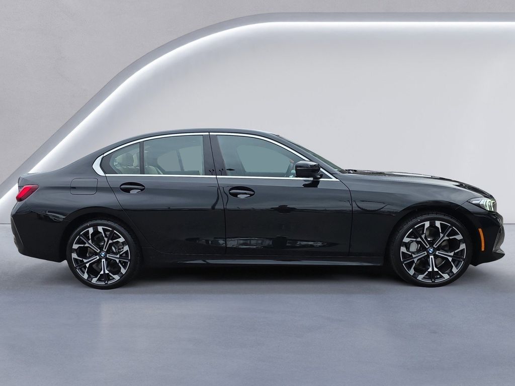 New 2026 BMW 330i xDrive Sedan