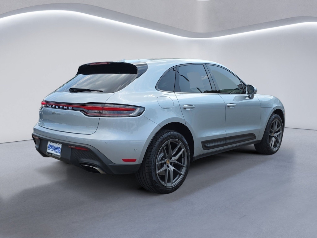 Used 2023 Porsche Macan T SUV