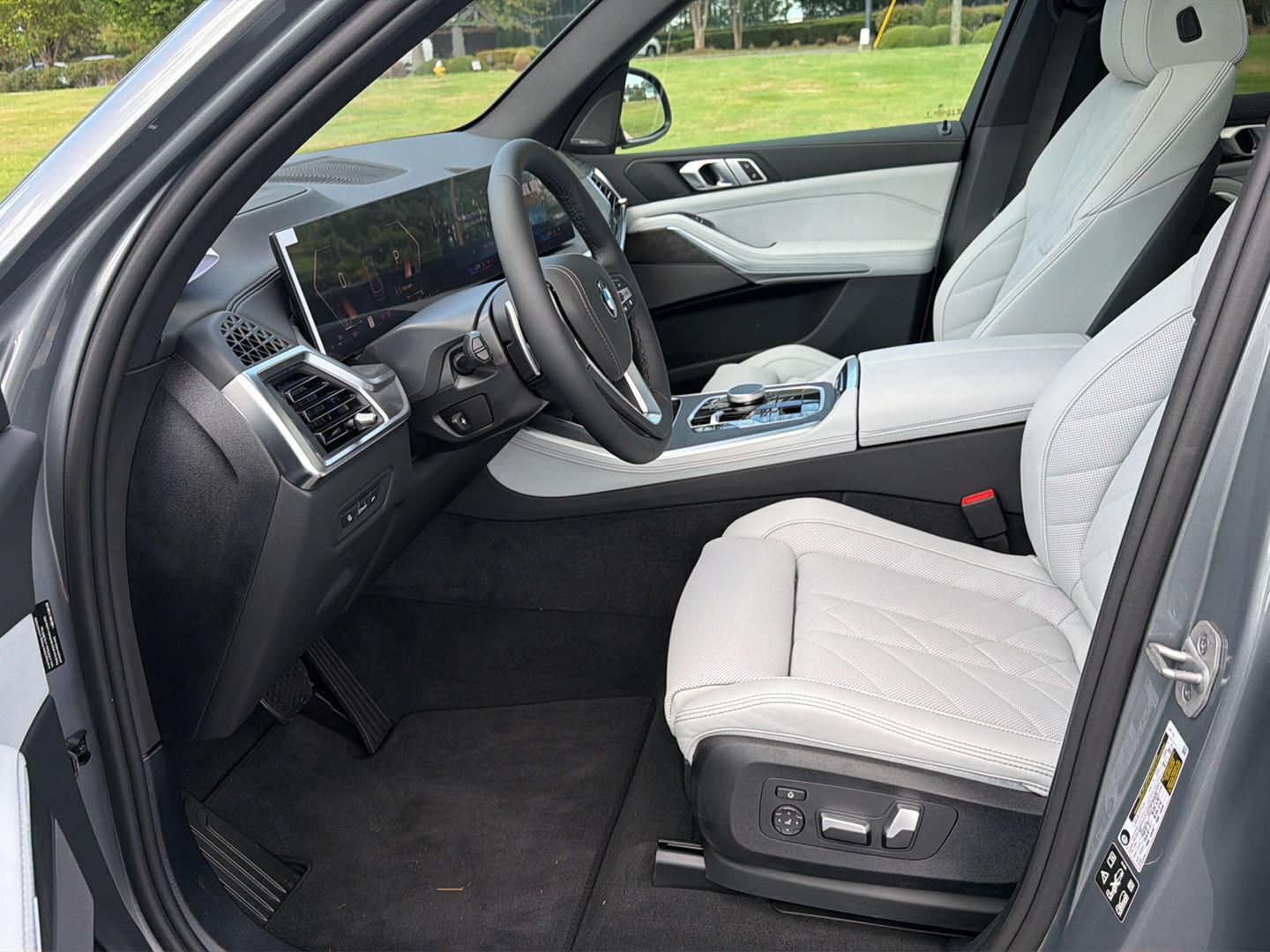 2026 BMW X5 40i - Photo 10