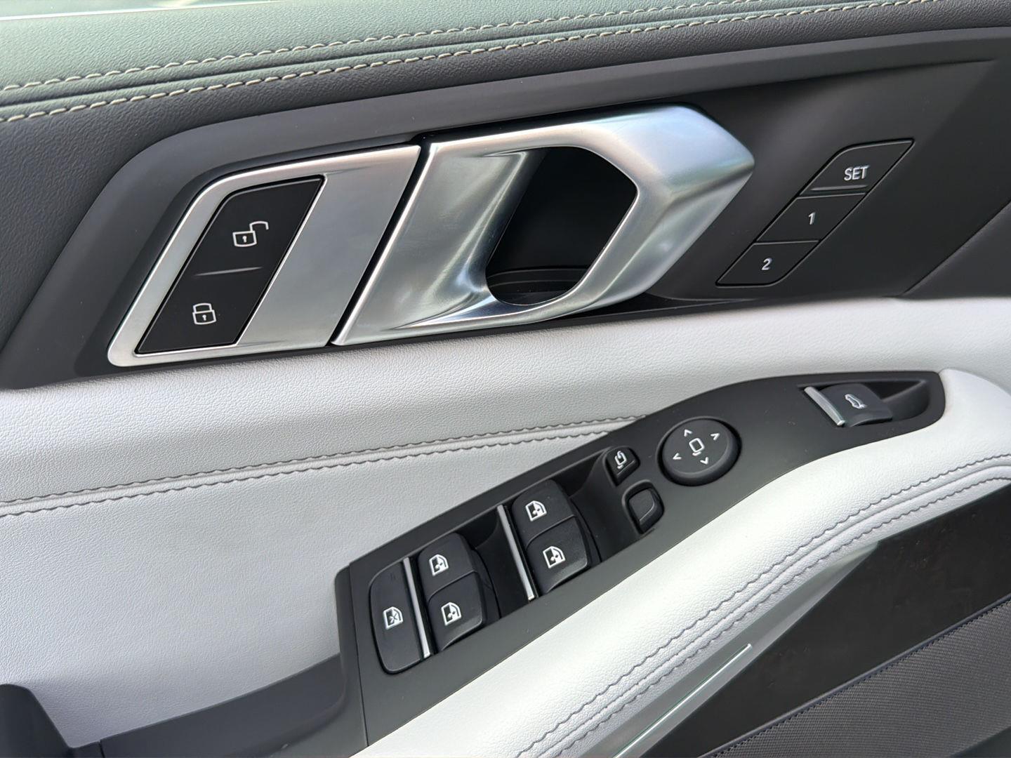 2026 BMW X5 40i - Photo 31