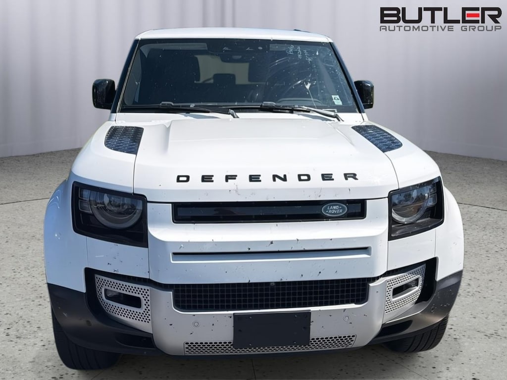 Used 2023 Land Rover Defender SE SUV