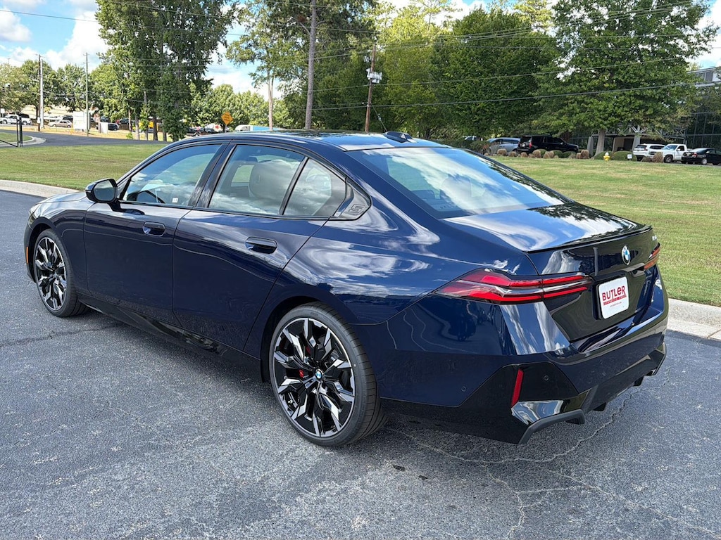 New 2027 BMW 530i Sedan