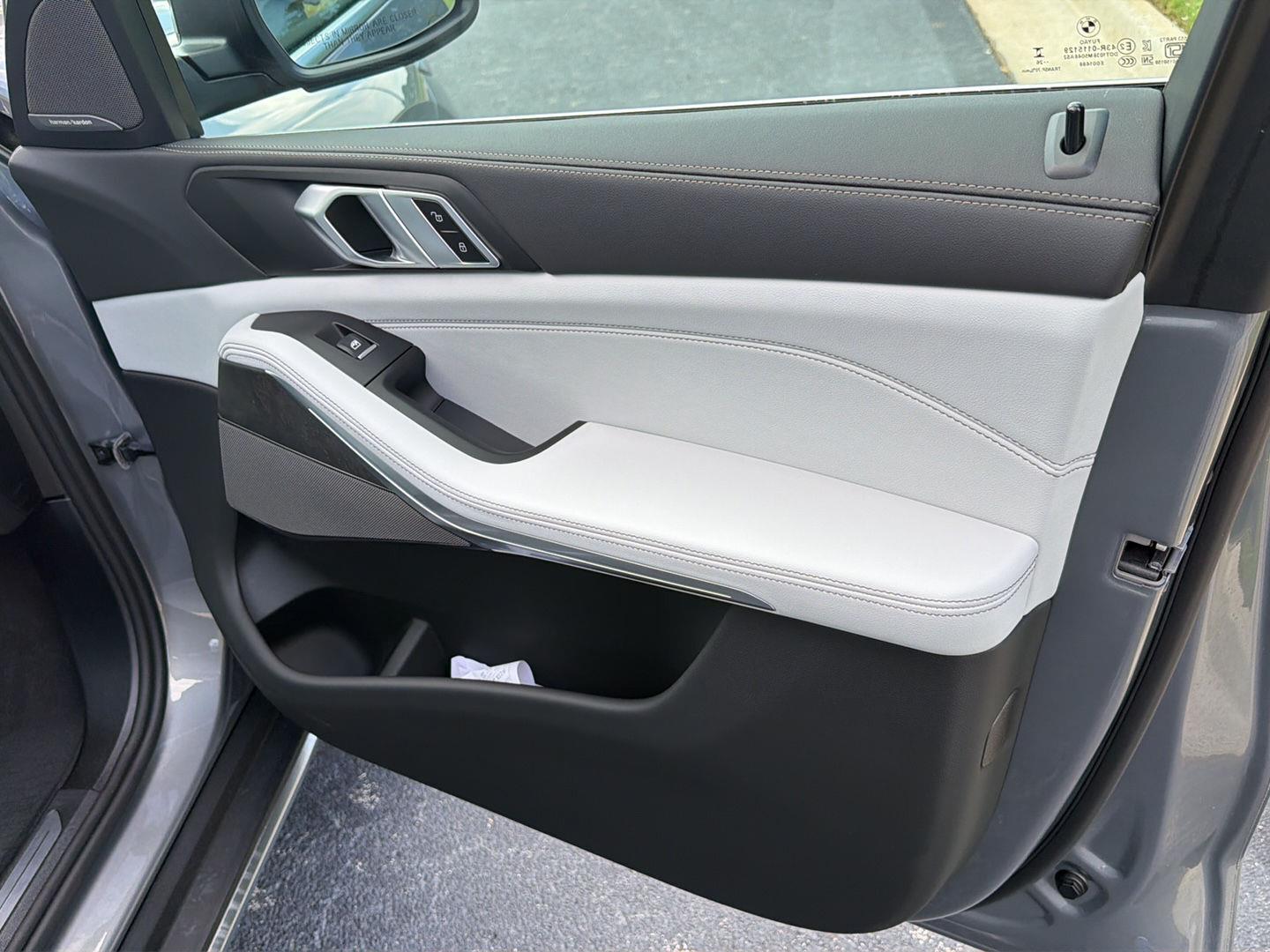 2026 BMW X5 40i - Photo 14
