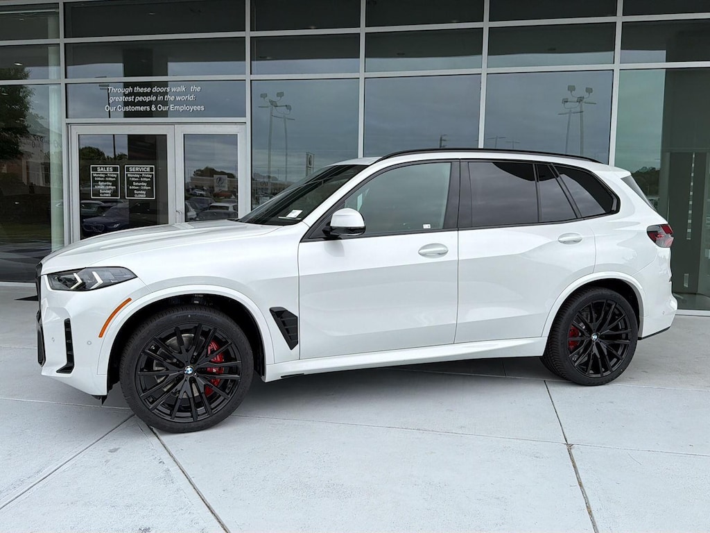 New 2026 BMW X5 sDrive40i SUV