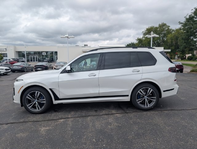 2026 BMW X7