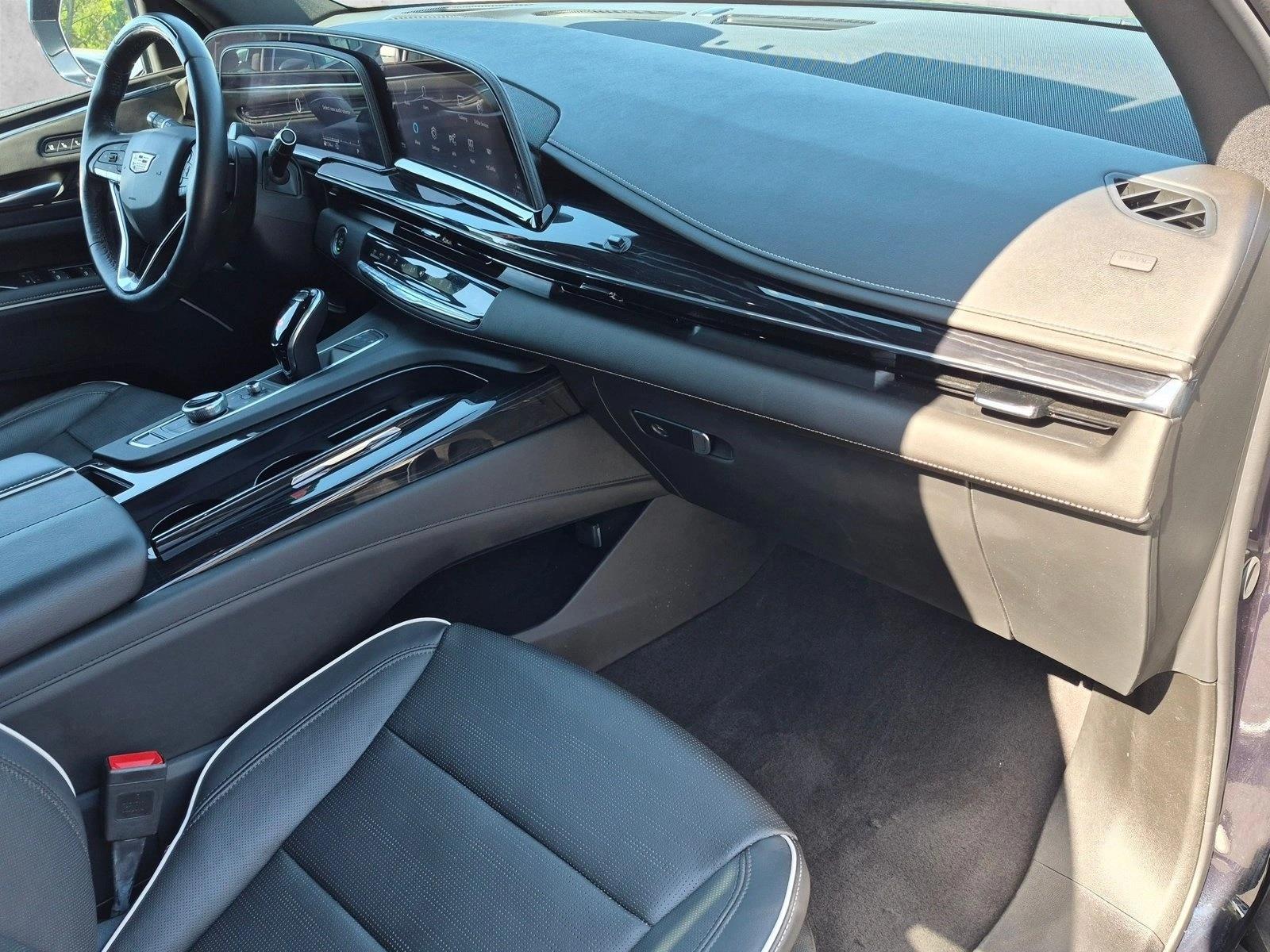 2023 Cadillac Escalade Sport - Photo 25