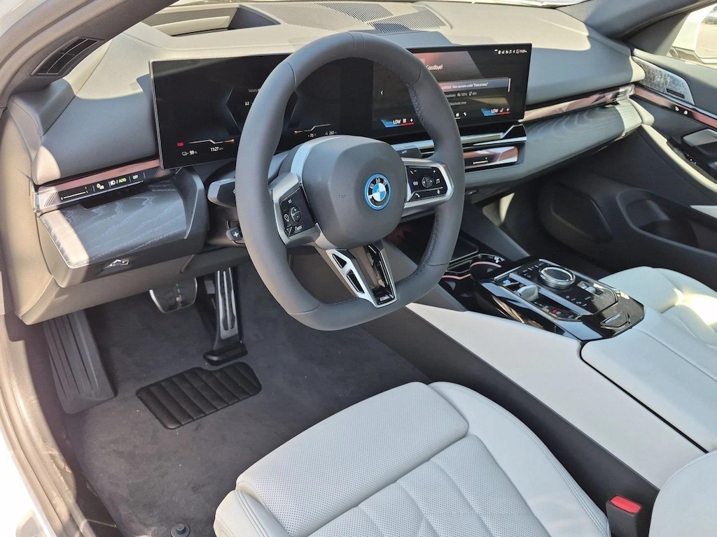 New 2027 BMW i5 eDrive40 Sedan
