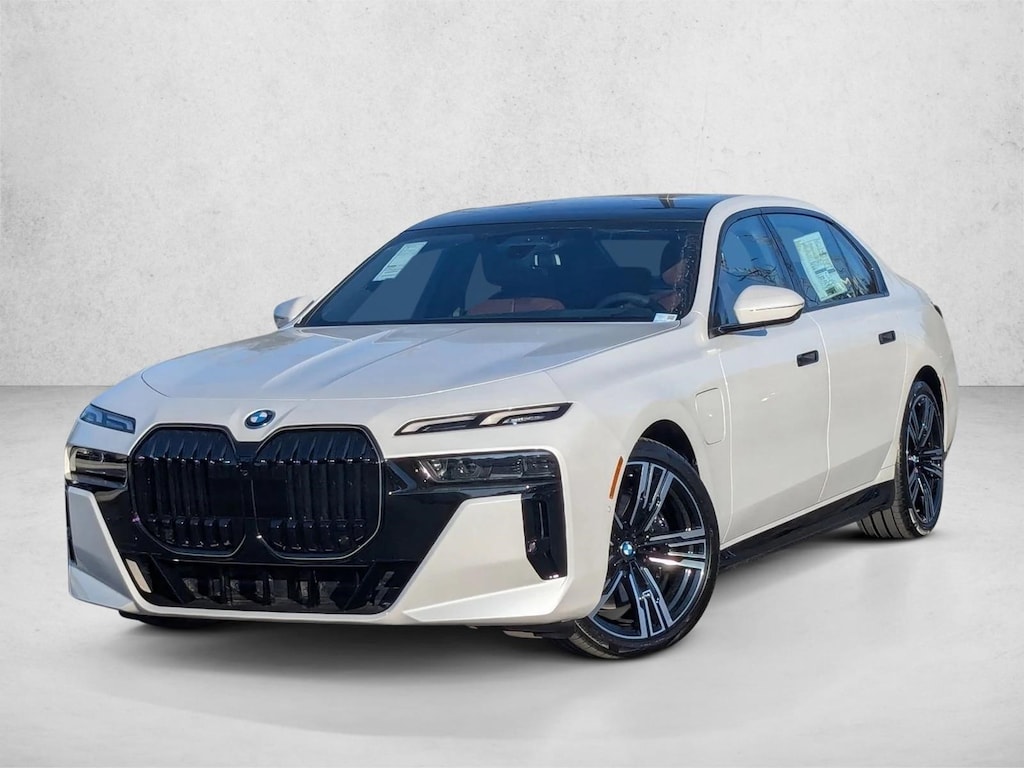 New 2026 BMW 750e xDrive Sedan