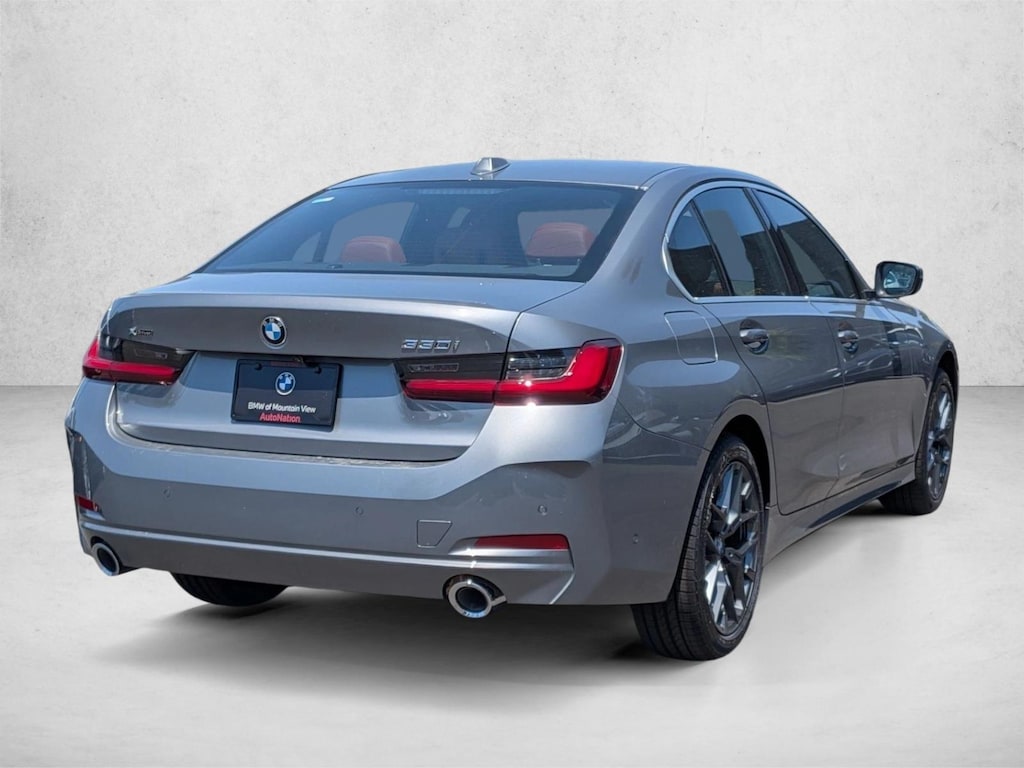 New 2026 BMW 330i xDrive Sedan