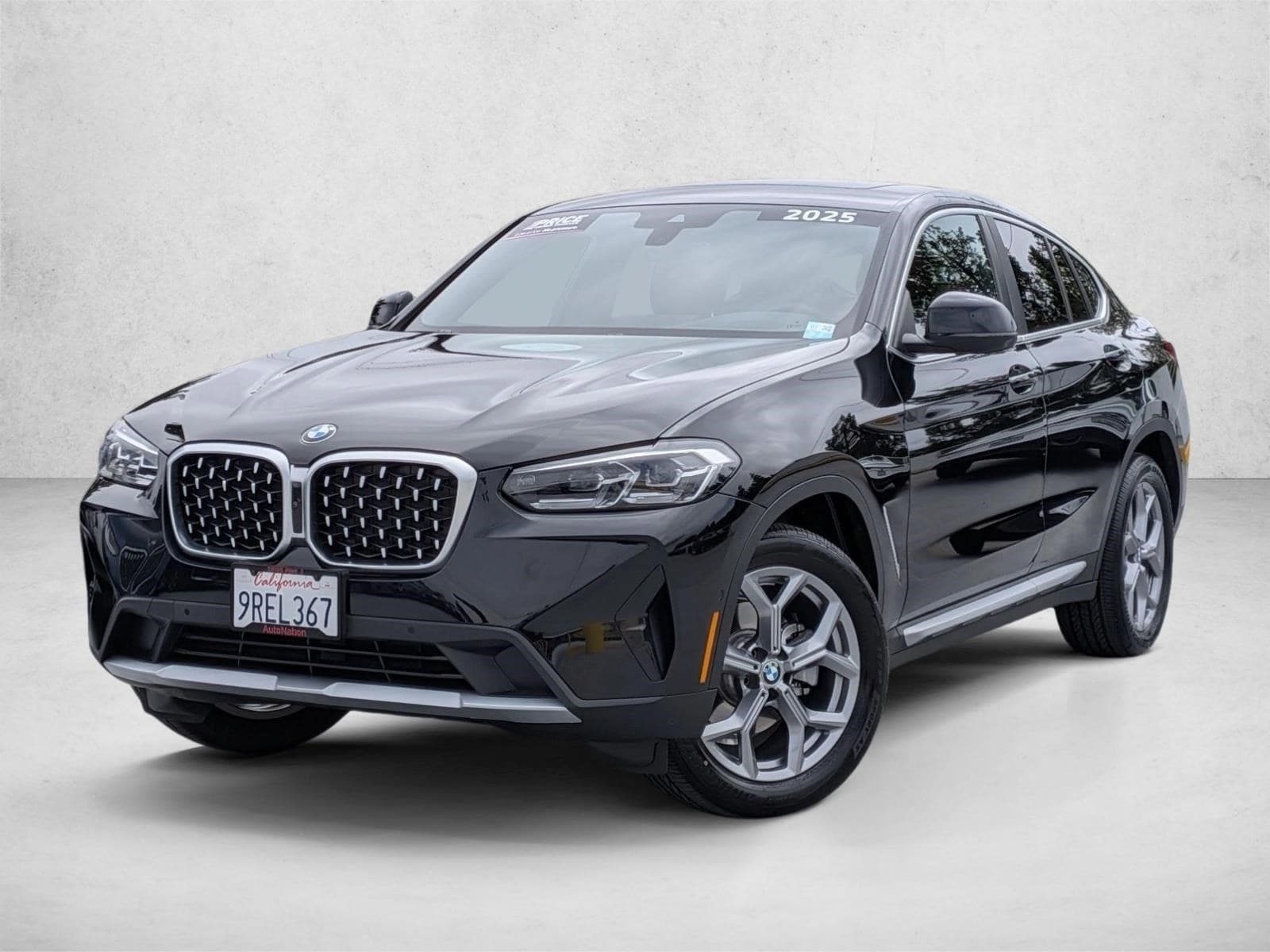 2025 BMW X4 30i