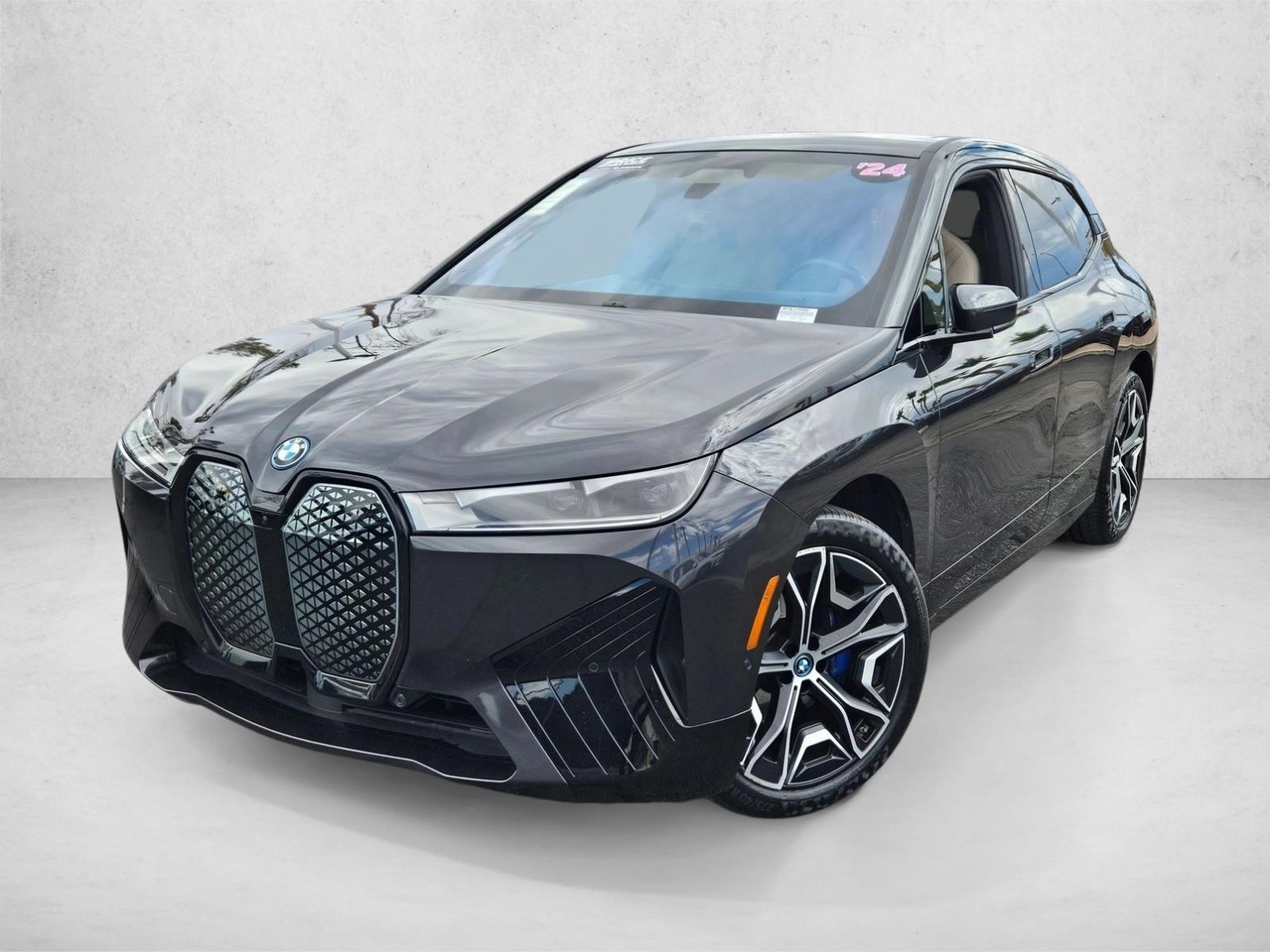  BMW iX