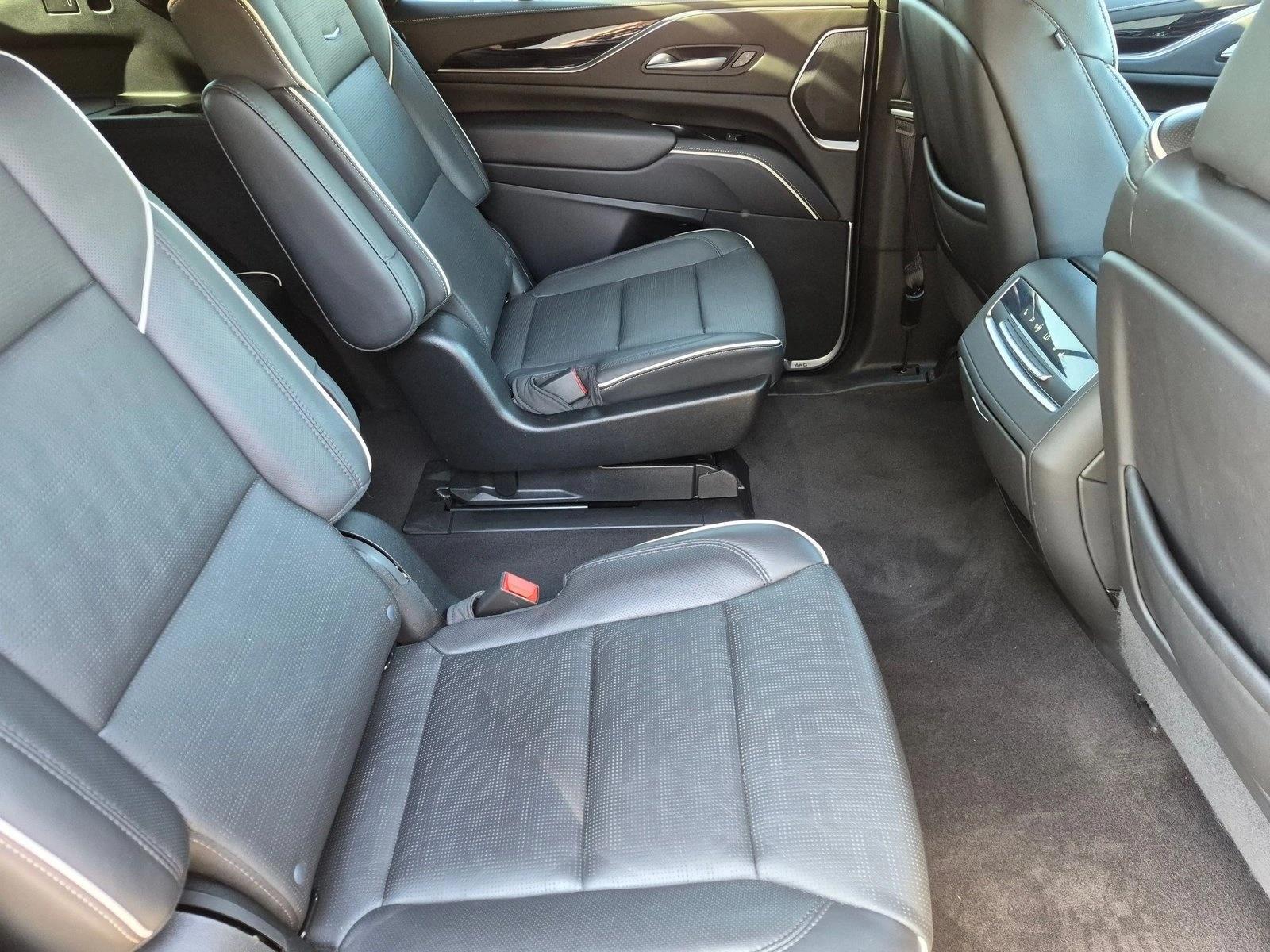 2023 Cadillac Escalade Sport - Photo 23