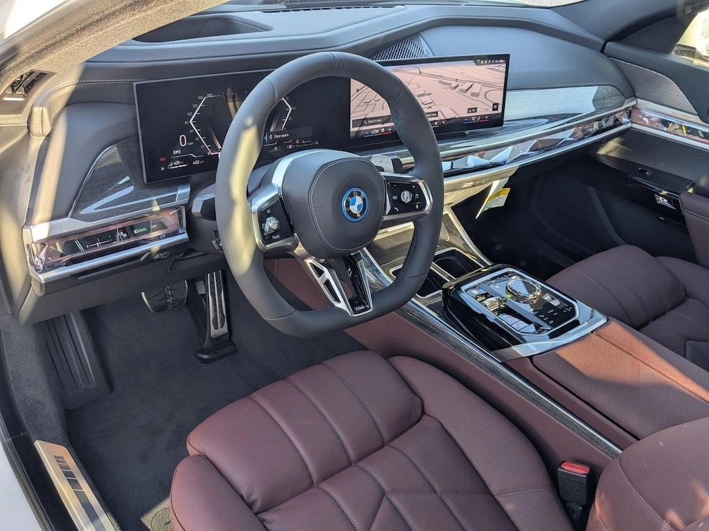 New 2026 BMW 750e xDrive Sedan