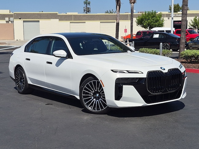2025 BMW 7 Series 760i xDrive Sedan