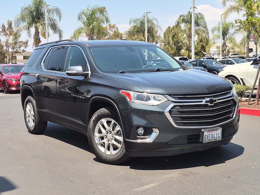 Used 2021 Chevrolet Traverse LT Cloth SUV