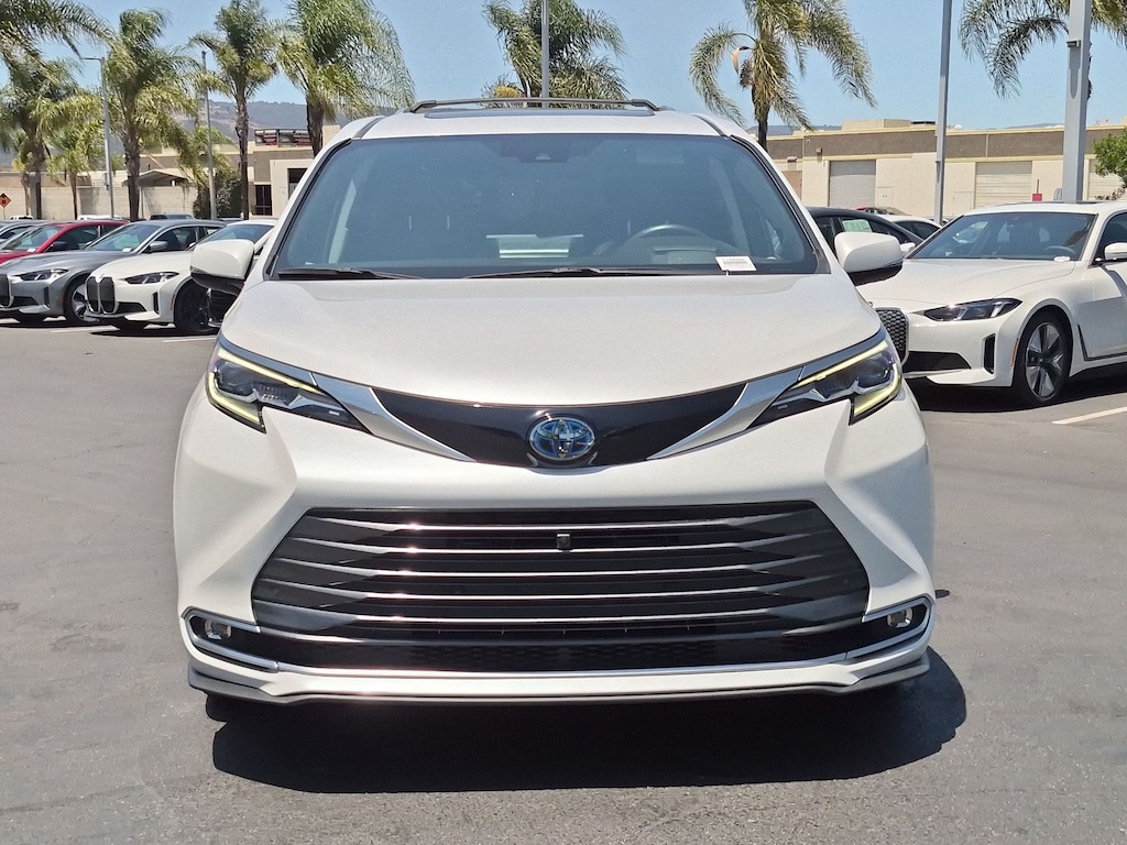 Used 2024 Toyota Sienna Platinum Minivan