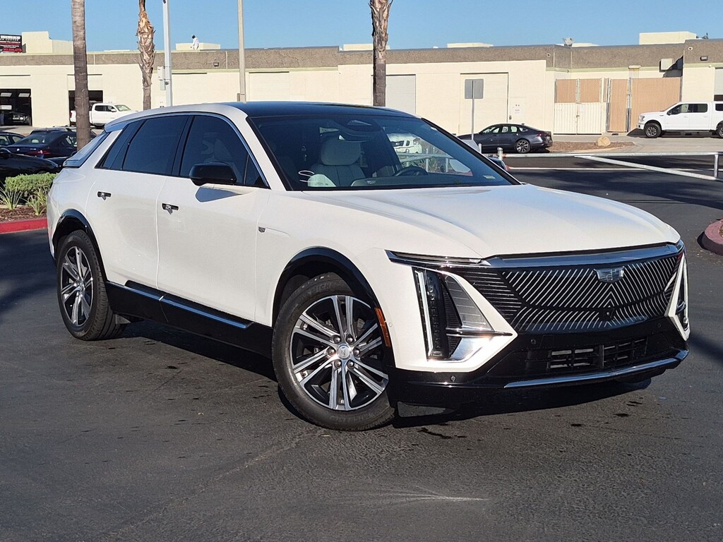 Used 2024 CADILLAC Lyriq Luxury SUV