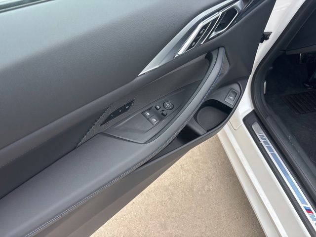 2026 BMW 4 Series M440i - Photo 14