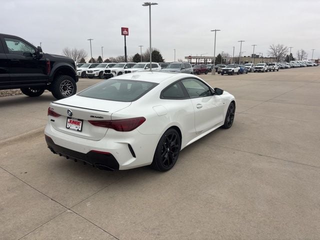 2026 BMW 4 Series M440i - Photo 7