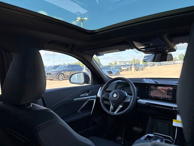 2026 BMW X2 28i - Photo 12