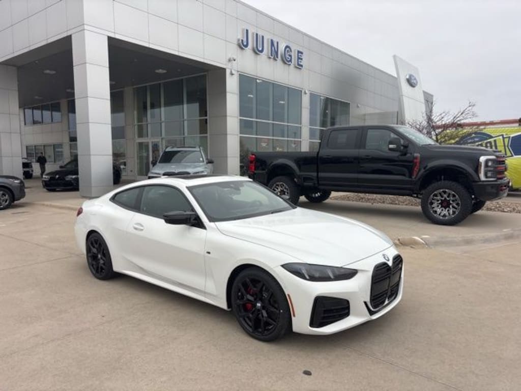 New 2026 BMW M440i xDrive Coupe