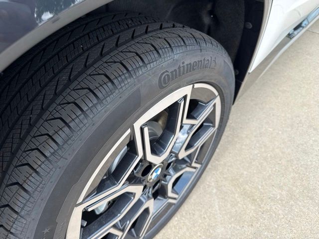 2027 BMW X1 28i - Photo 9