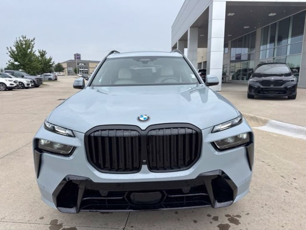 New 2027 BMW X7 xDrive40i SUV