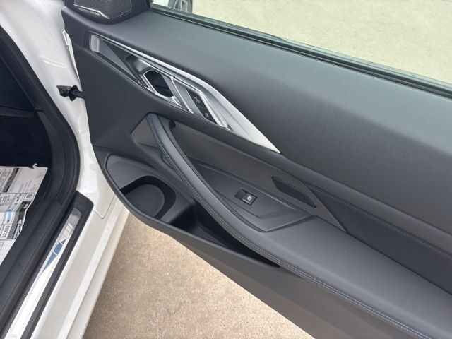 2026 BMW 4 Series M440i - Photo 10