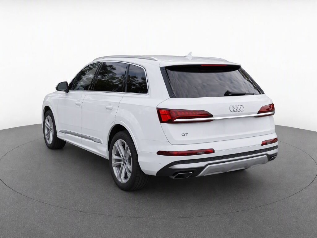 Used 2025 Audi Q7 55 Premium SUV